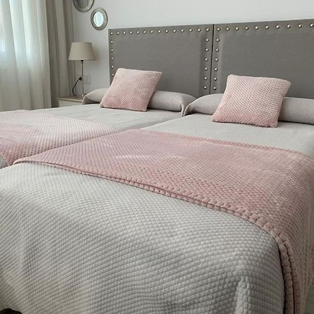 Apartamento Los Arcos Llanes Eksteriør billede