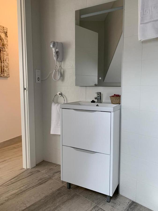 Apartamento Los Arcos Llanes Eksteriør billede