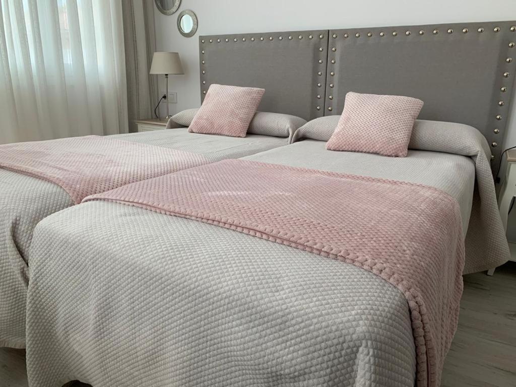 Apartamento Los Arcos Llanes Eksteriør billede